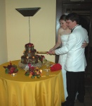 045-Wedding Reception - Cutting the Cake 09-18-2005.JPG